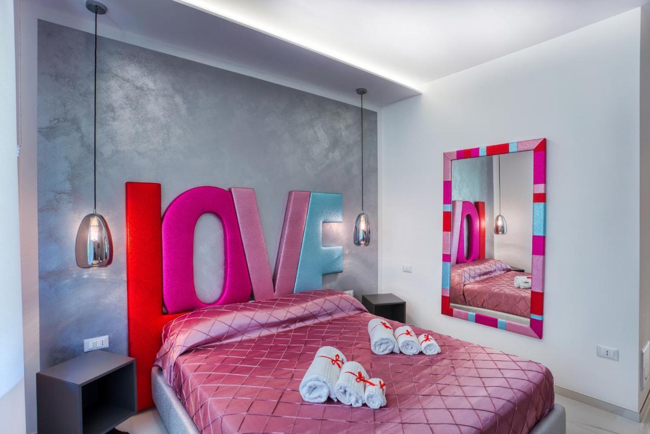 Distinto Suite & Rooms Lecce Exteriör bild