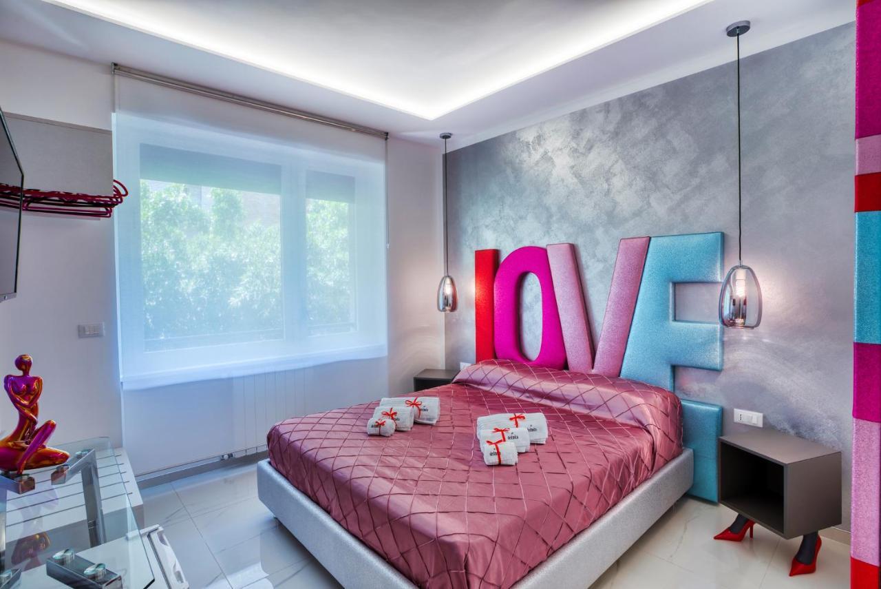 Distinto Suite & Rooms Lecce Exteriör bild