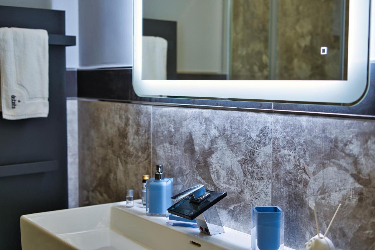 Distinto Suite & Rooms Lecce Exteriör bild