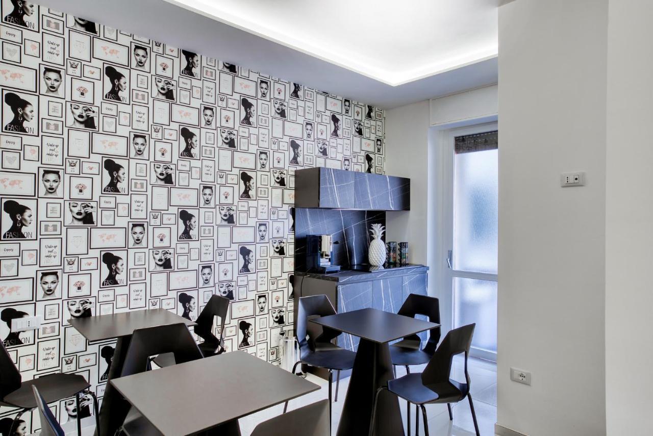 Distinto Suite & Rooms Lecce Exteriör bild