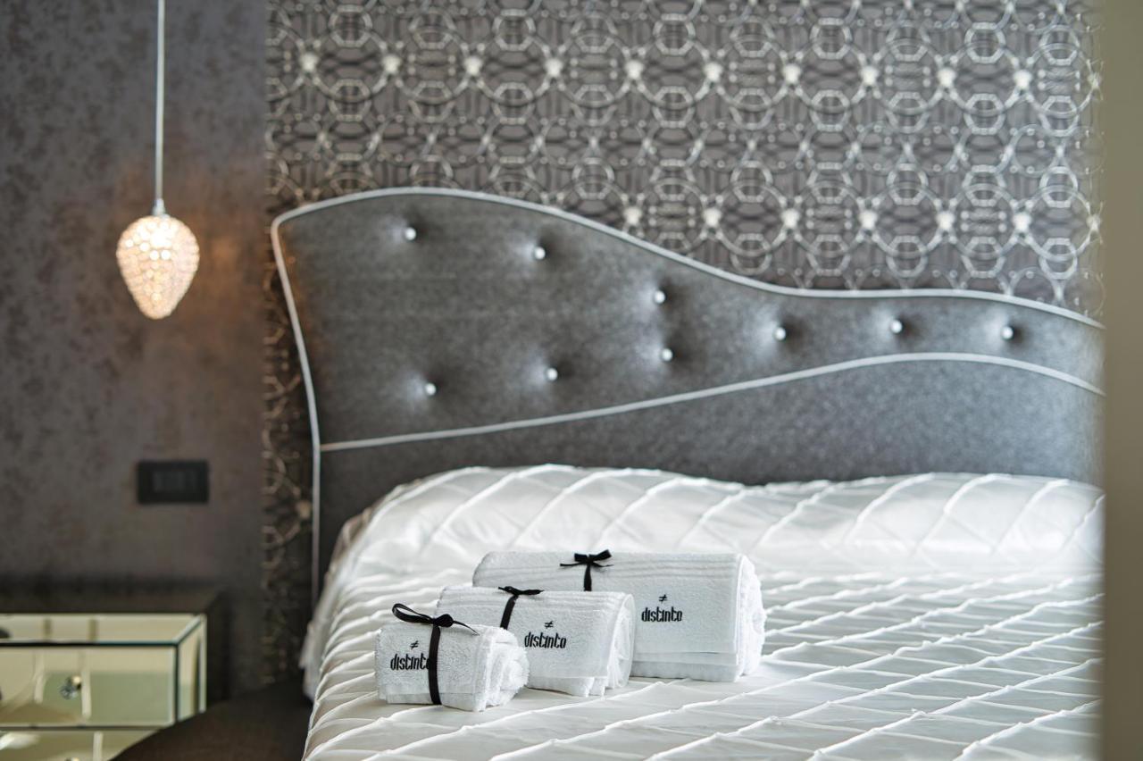 Distinto Suite & Rooms Lecce Exteriör bild